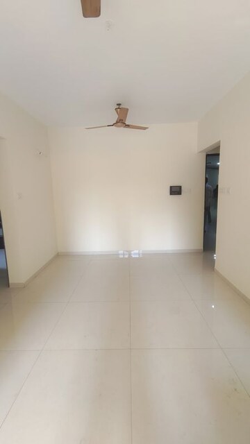 Room in 2 BHK Apartment at Acme Ozone, Manpada – for Rent