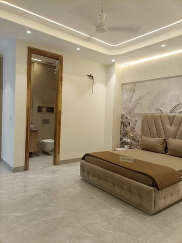 Bedroom in 3 BHK Builder Floor at Sector 4 – for Rent