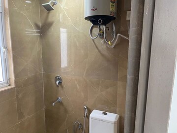 Bathroom in 3 BHK Builder Floor at Uday Arden 45, Sector 45 – for Rent