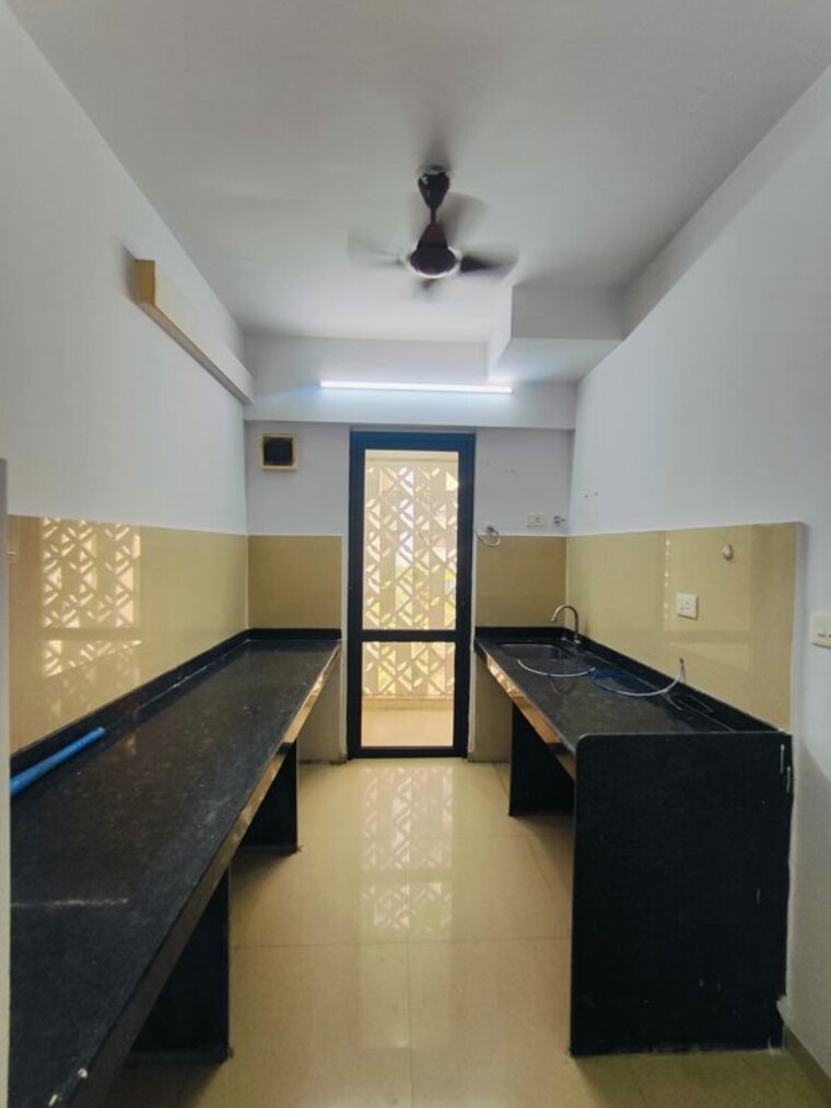 Kitchen, lodha-palava-city 2 Bedroom 734 Sq.Ft. Apartment In Dombivli East Thane 10110060