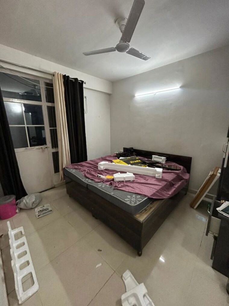 Bedroom, signature-global-solera-2 2 Bedroom 635 Sq.Ft. Apartment In Sector 107 Gurgaon 10110067