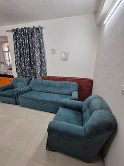 2 BHK Apartment For Rent in Signature Global Solera 2