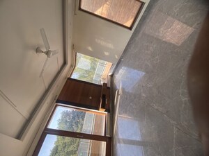 Furnished Amenities in 3 BHK Builder Floor at Sector 10 – for Rent