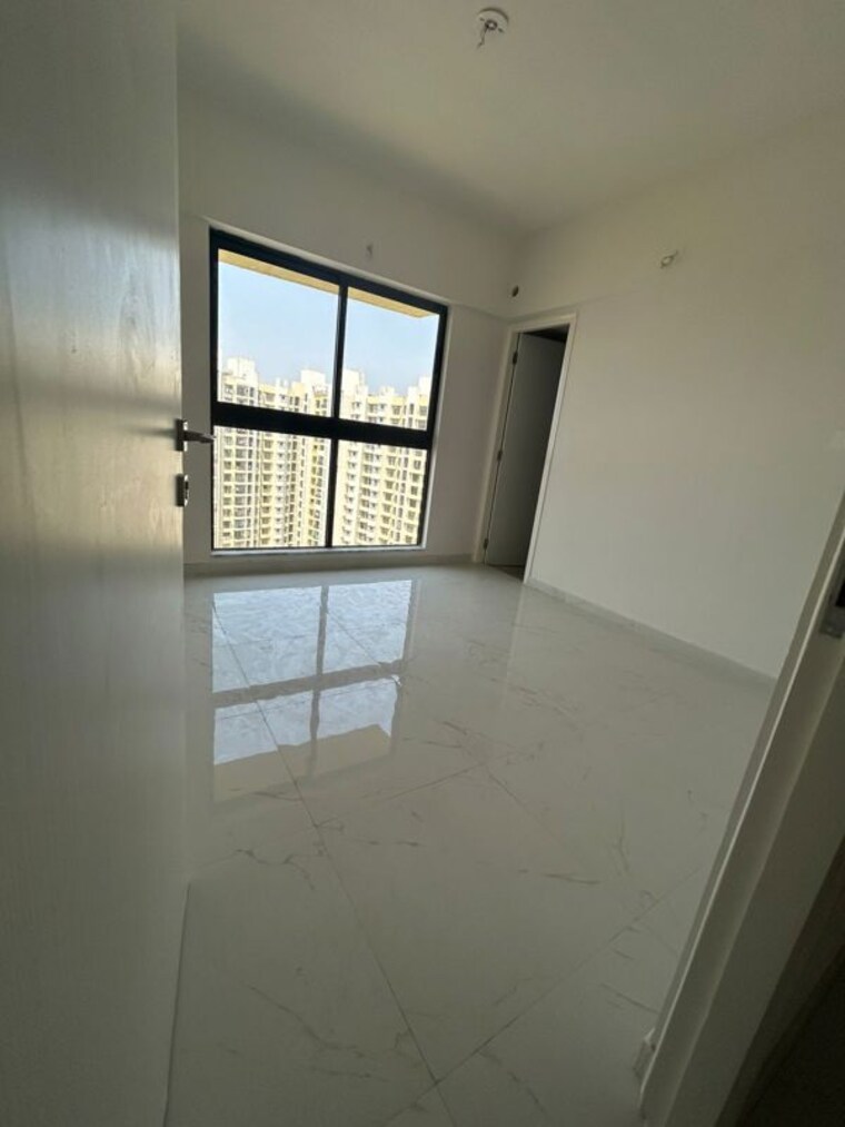 Room, runwal-gardens 2 Bedroom 680 Sq.Ft. Apartment In Dombivli East Thane 10110123