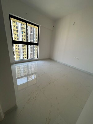 Room in 2 BHK Apartment at Runwal Gardens, Dombivli East – for Rent