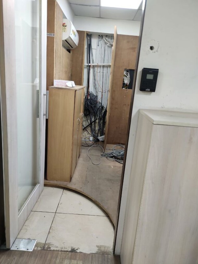 Bathroom, bsel-tech-park Commercial Office Space 3250 Sq.Ft. In Vashi Sector 30a Navi Mumbai 10110130