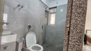 Bathroom in 2 BHK Apartment at Vaibhavlaxmi Address 51, Bandra East – for Rent