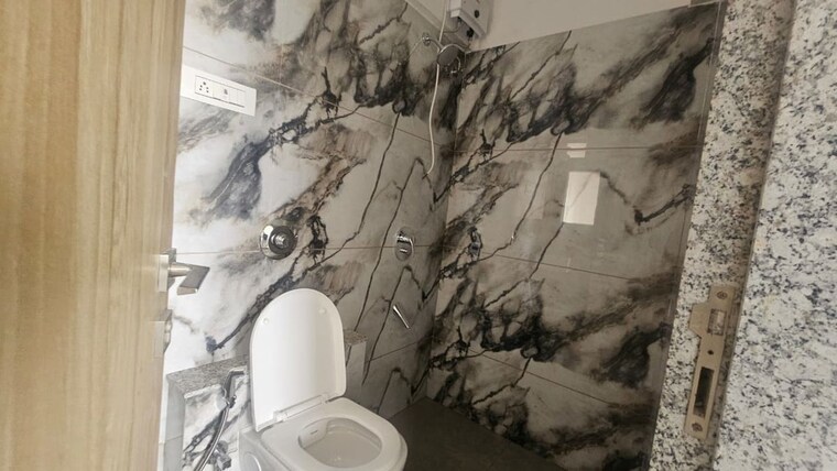 Bathroom, vaibhavlaxmi-address-51 2 Bedroom 615 Sq.Ft. Apartment In Bandra East Mumbai 10110101