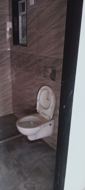 Bathroom in 1 BHK Apartment at Bindra Complex, Andheri East – for Rent