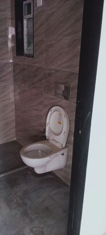 Bathroom in 1 BHK Apartment at Bindra Complex, Andheri East – for Rent