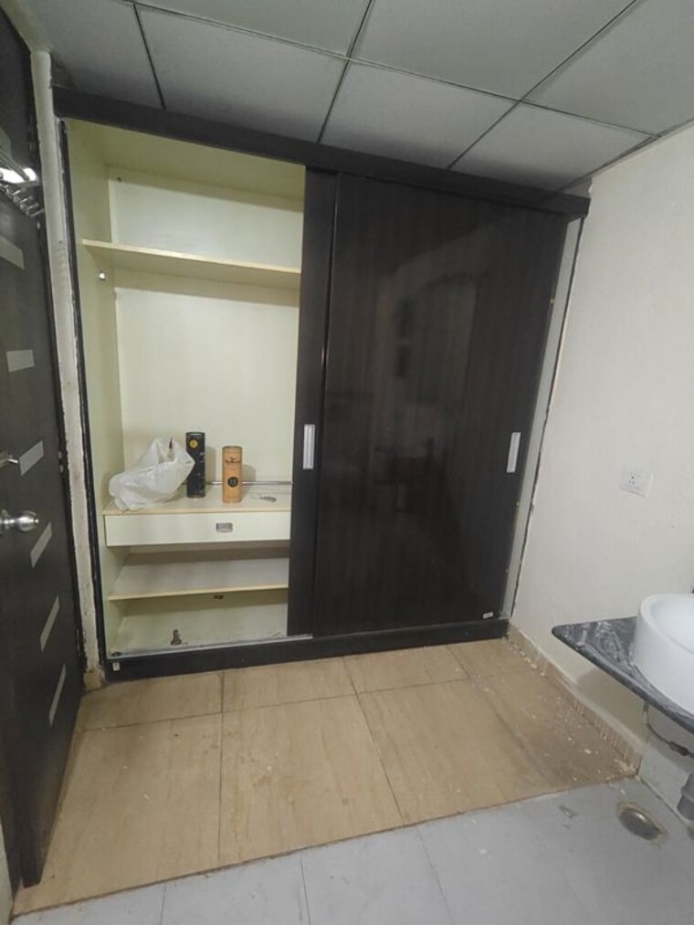 Room, gaur-saundaryam 3.5 Bedroom 1990 Sq.Ft. Apartment In Tech Zone 4 Greater Noida Greater Noida 10110155