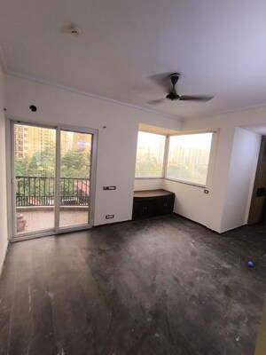 Room in 3 BHK Apartment at Dasnac The Jewel, Sector 75 – for Rent