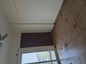 Furnished Amenities in 2 BHK Apartment at Saya Gold Avenue, Vaibhav Khand – for Rent