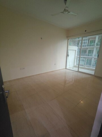 Room in 3.5 BHK Apartment at Gaur Saundaryam High Street, Tech Zone 4 Greater Noida – for Sale