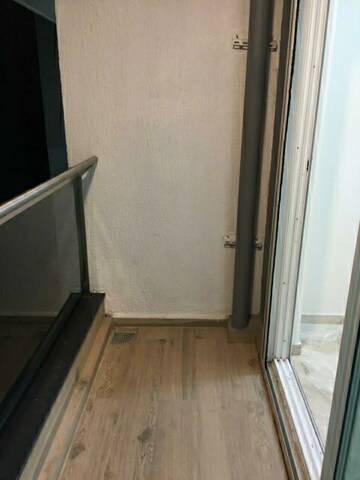 Room in 2 BHK Apartment at L&T Emerald Isle, Powai – for Rent