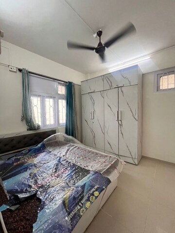 1 BHK Apartment For Rent in Seven Bunglow