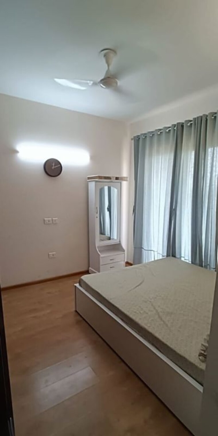 Room, bptp-astaire-gardens 2.5 Bedroom 1250 Sq.Ft. Builder Floor In Sector 70a Gurgaon 10110175