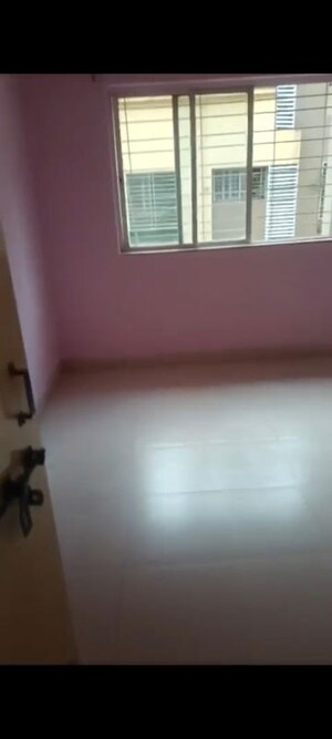 Room in 1 BHK Apartment at Yash Sankul, Pimple Saudagar – for Rent