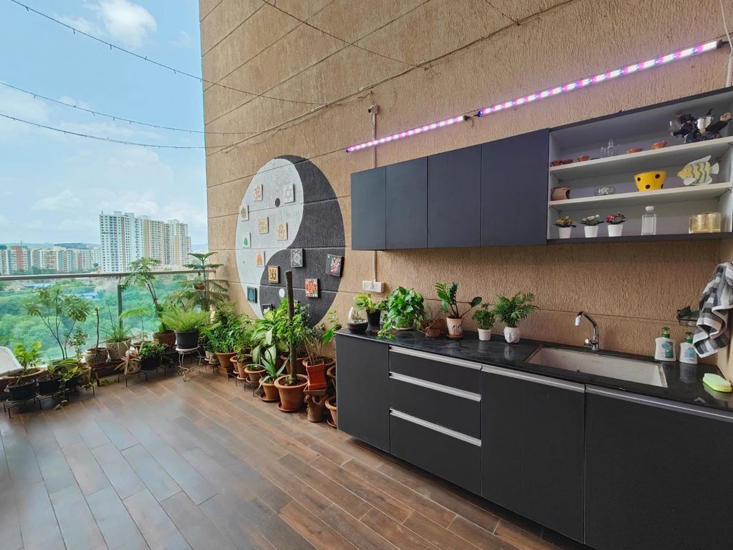 5 BHK + Servant Room,Extra Room Apartment For Rent in Kolte Patil 24K Atria