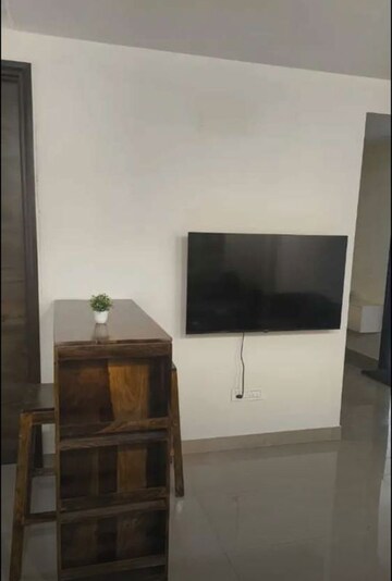 Furnished Amenities in 3 BHK Apartment at LDA Dhenumati Apartment, Butler Colony – for Rent