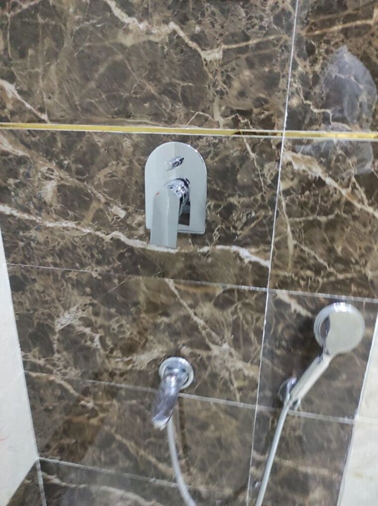 Bathroom, unitech-the-residences-sector-33 2 Bedroom 1060 Sq.Ft. Apartment In Sector 33 Gurgaon 10110237