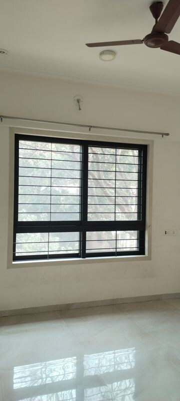 Master Bedroom in 3 BHK Apartment at Mulund West – for Sale