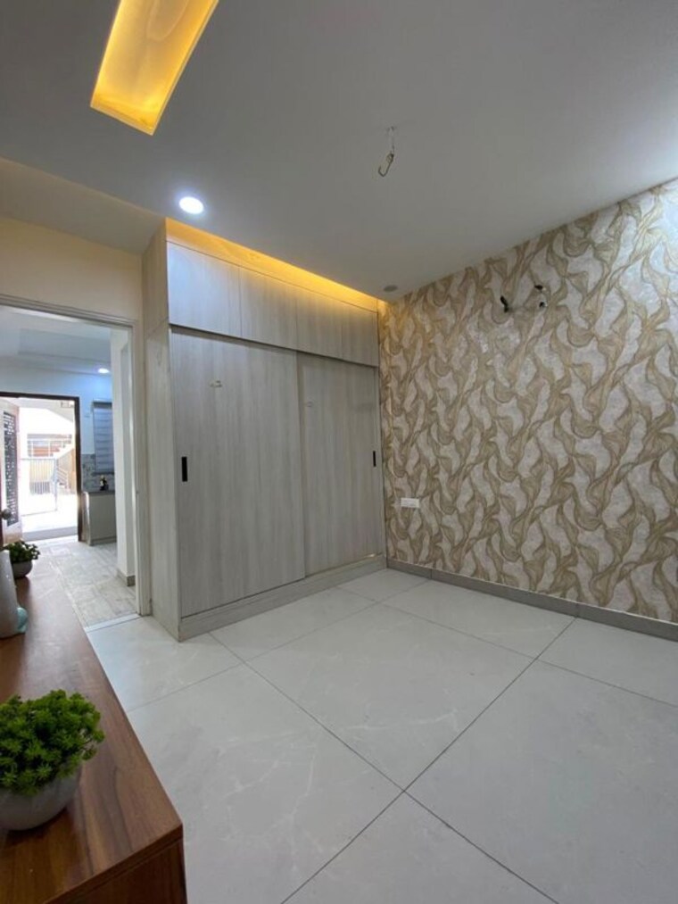 Room, kharar mohali road 3 Bedroom 120 Sq.Yd. Villa In Kharar Mohali Road Kharar 10104274