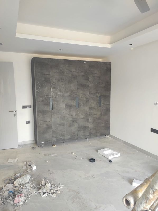 3 BHK + Pooja Room,Servant Room Apartment For Rent in Unitech The Residences Gurgaon