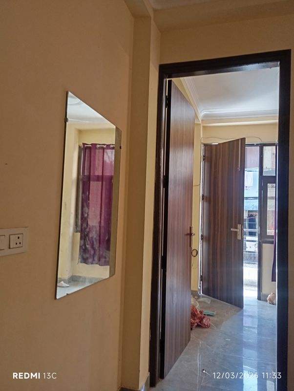 1.5 BHK Builder Floor For Rent in Savitri Nagar