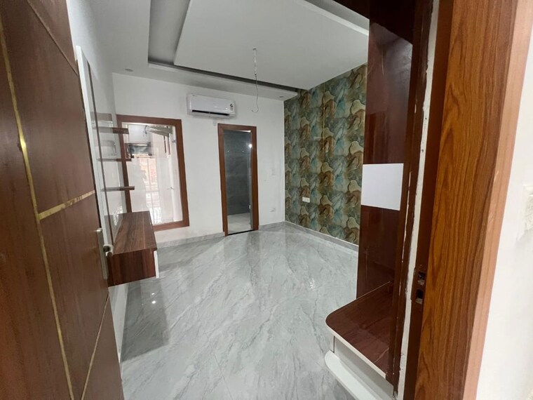 Room, high ground 3 Bedroom 1350 Sq.Ft. Apartment In High Ground Zirakpur 10110304