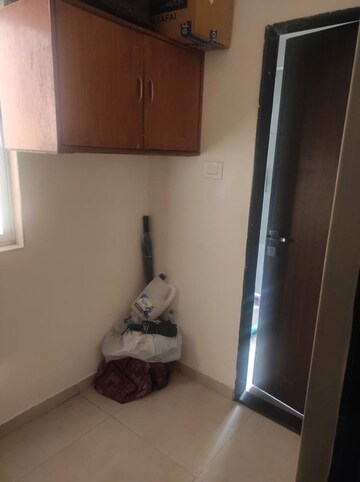 Furnished Amenities in 3 BHK Apartment at Dheeraj Insignia, Bandra East – for Rent