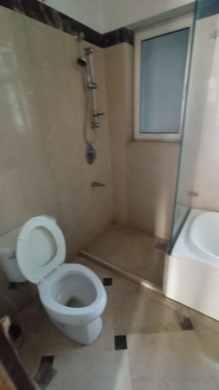 Bathroom, central-park-ii-the-room 3.5 Bedroom 2500 Sq.Ft. Apartment In Sector 48 Gurgaon 10110342