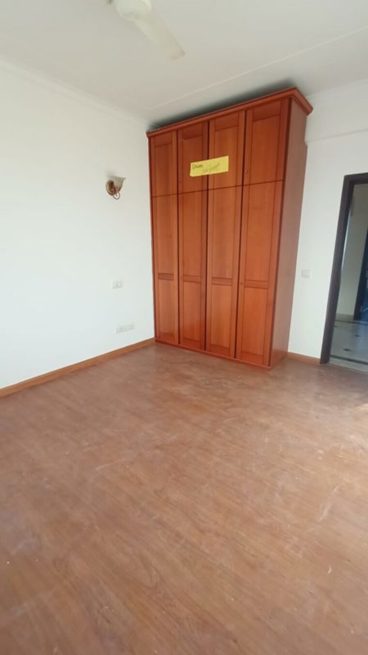 Room, central-park-ii-the-room 3.5 Bedroom 2500 Sq.Ft. Apartment In Sector 48 Gurgaon 10110342