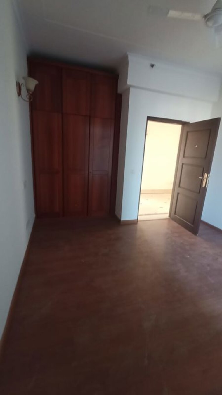 Room, central-park-ii-the-room 3.5 Bedroom 2500 Sq.Ft. Apartment In Sector 48 Gurgaon 10110342