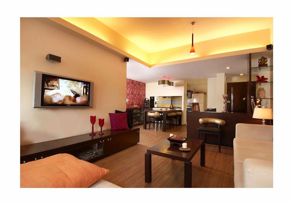 2 BHK + Pooja Room Apartment For Rent in Bandra West