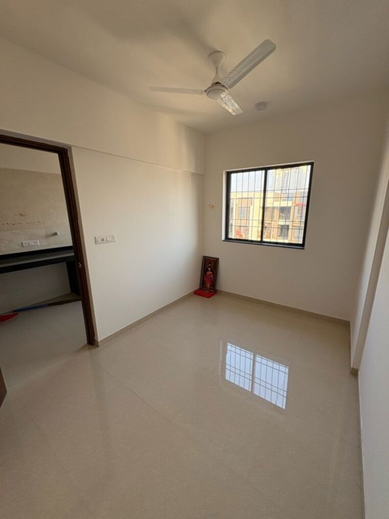 Room, rama-metro-life-optima 1.5 Bedroom 550 Sq.Ft. Apartment In Tathawade Pune 10110277