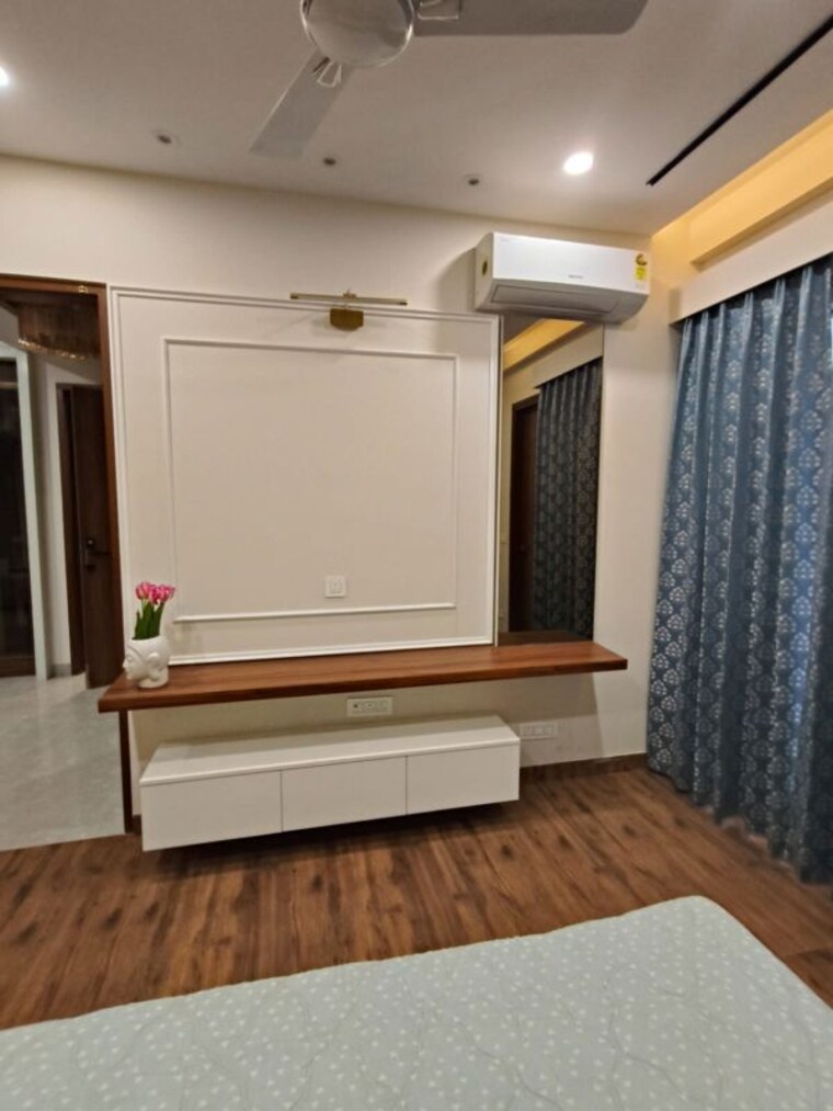 Living Room, high ground 3 Bedroom 1350 Sq.Ft. Apartment In High Ground Zirakpur 10104047