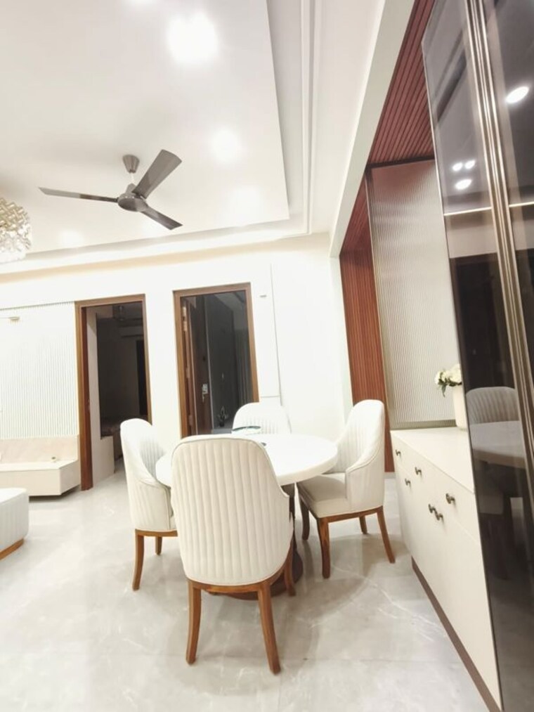 Living Room, high ground 3 Bedroom 1350 Sq.Ft. Apartment In High Ground Zirakpur 10104047