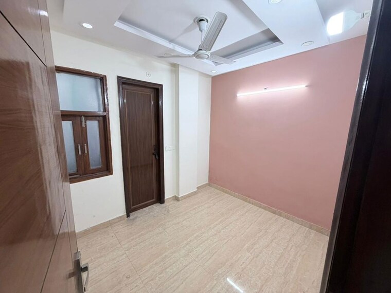 Room, nawada 3 Bedroom 810 Sq.Ft. Builder Floor In Nawada Delhi 10110394
