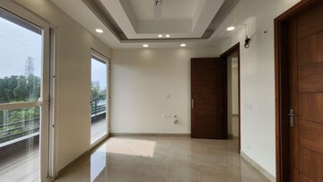 Building Lobby in 4 BHK Builder Floor at Parklands, Sector 85 – for Sale