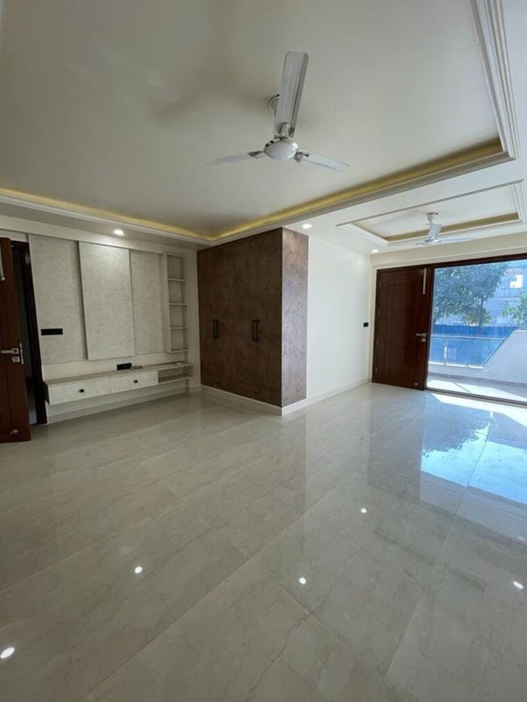 Room, bp-homes 4 Bedroom 500 Sq.Yd. Builder Floor In Sector 85 Faridabad 10110428