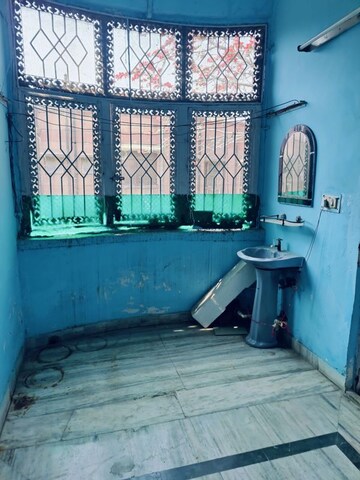 Swimming Pool in 2 BHK Apartment at Shatabdi Vihar, Sector 52 – for Rent