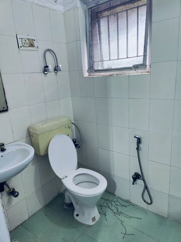 Bathroom in 2 BHK Apartment at Shatabdi Vihar, Sector 52 – for Rent