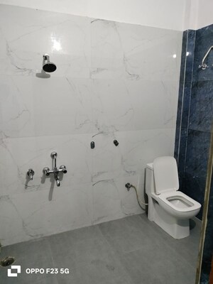 Bathroom in 2 BHK Builder Floor at Gomti Nagar – for Rent