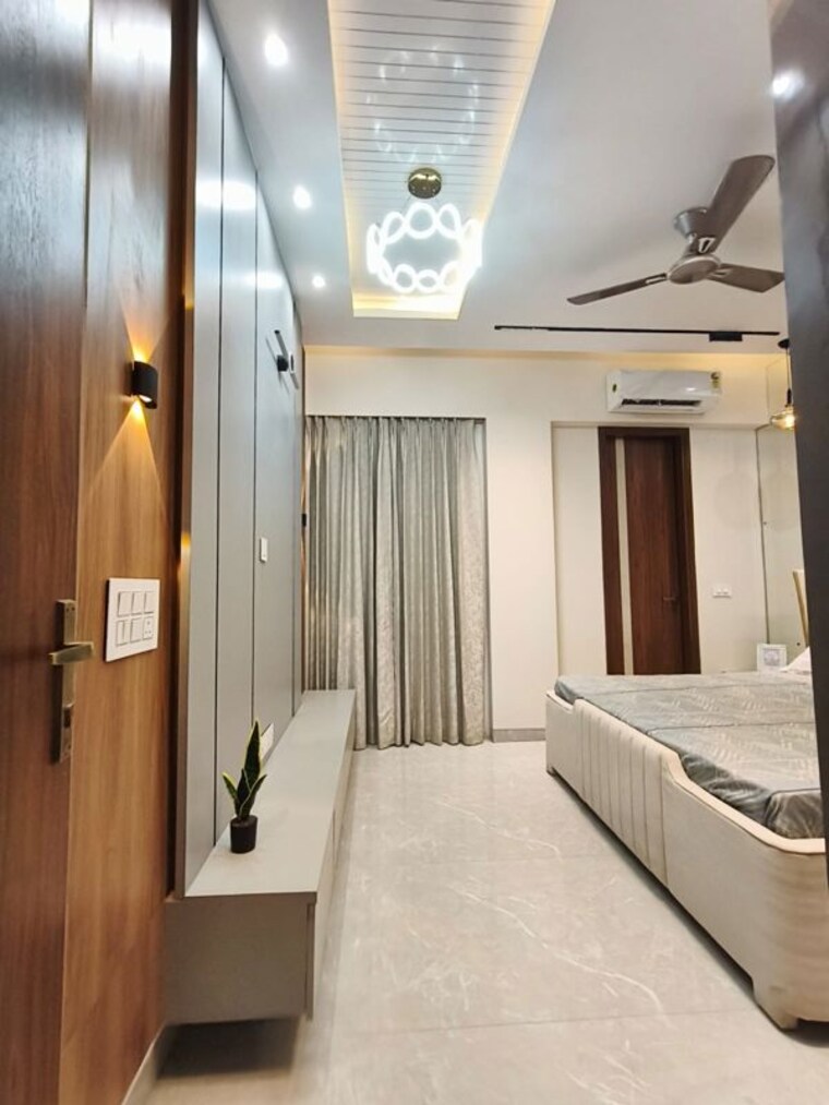 Room, high ground 3 Bedroom 1760 Sq.Ft. Apartment In High Ground Zirakpur 10104069