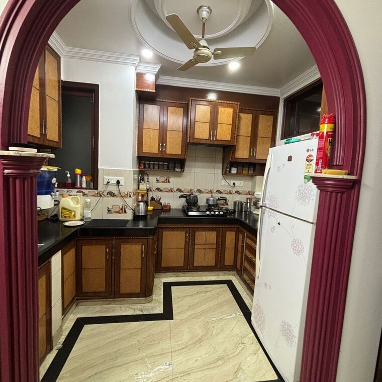Kitchen, chittaranjan park 3 Bedroom 1200 Sq.Ft. Builder Floor In Chittaranjan Park Delhi 9727077