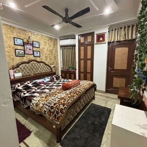 Bedroom in 3 BHK Builder Floor at Chittaranjan Park – for Sale