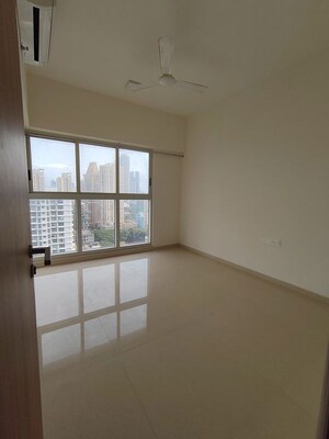 Room in 2 BHK Apartment at Aristo 1515 Moneco, Prabhadevi – for Rent
