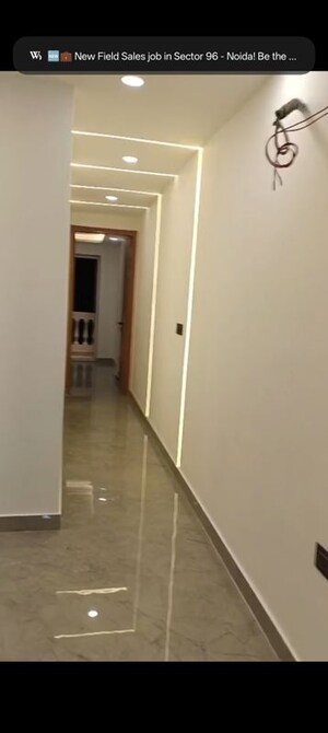 Building Lobby in 3 BHK Builder Floor at Govindpuri – for Sale