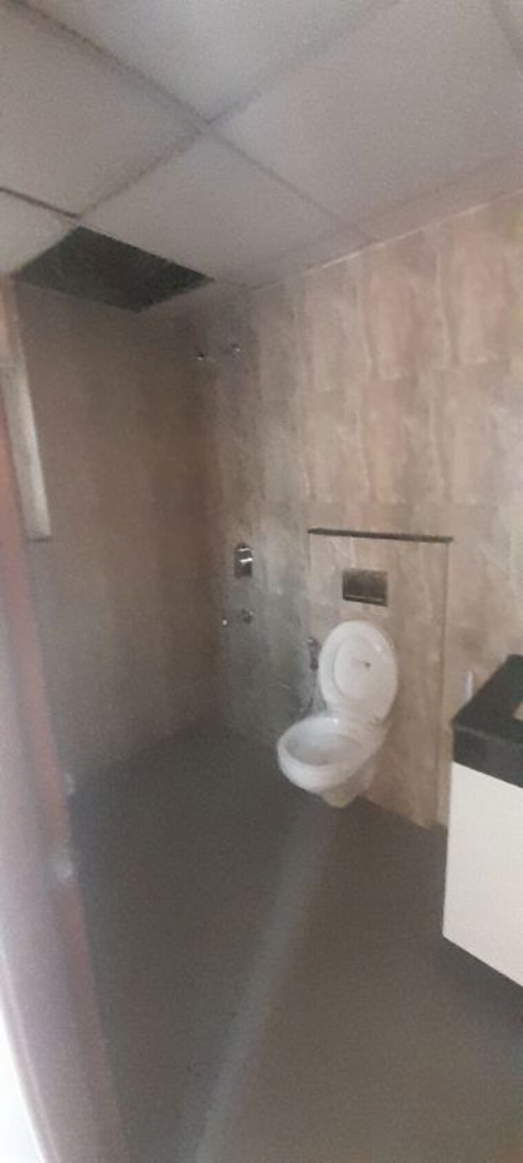 Bathroom, shapoorji-pallonji-joyville-phase-3 2.5 Bedroom 1675 Sq.Ft. Apartment In Sector 102 Gurgaon 10110454